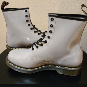 NEW 1460 Gray Patent Leather Dr. Martens Lace Up Boots, Women's Size 11